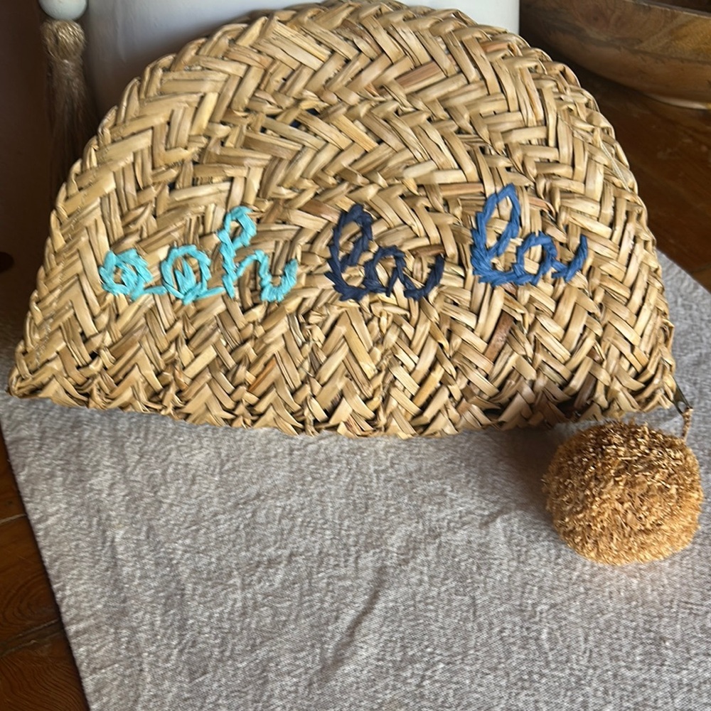 Mud Pie NWOT Woven Straw Clutch with Blue Embroidery